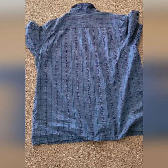 3XLT VANHEUSEN PLAID BUTTON DOWN TOP - Picture 2 of 4